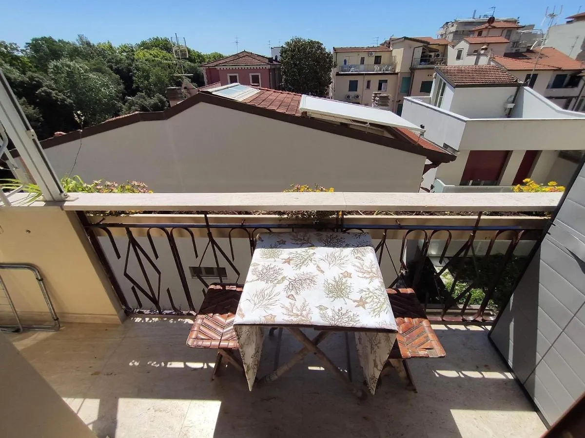 Apartment Intero Appartamento - A Soli 50 M Dal Mare Viareggio Italy
