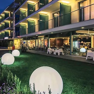 Отель Hotel Viareggio, Виареджо